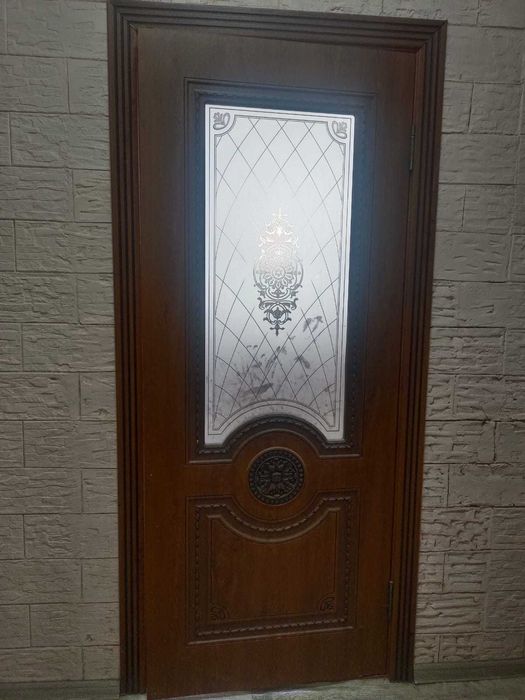 Двери деревянные