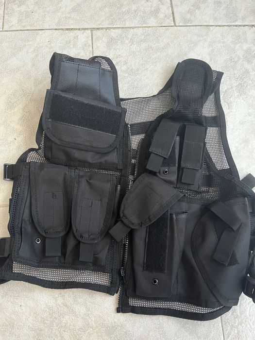 Тактическа Жилетка за служа с удобни джобове за всичко