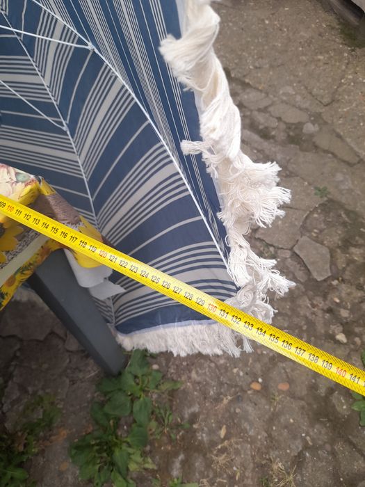 Плажни чадъри неизползвани