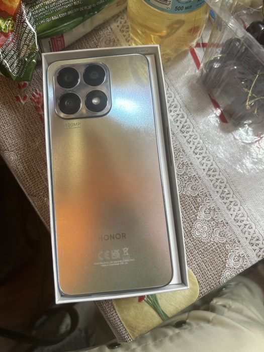 Honor X 8a 128 ГБ. Не ремонтировался