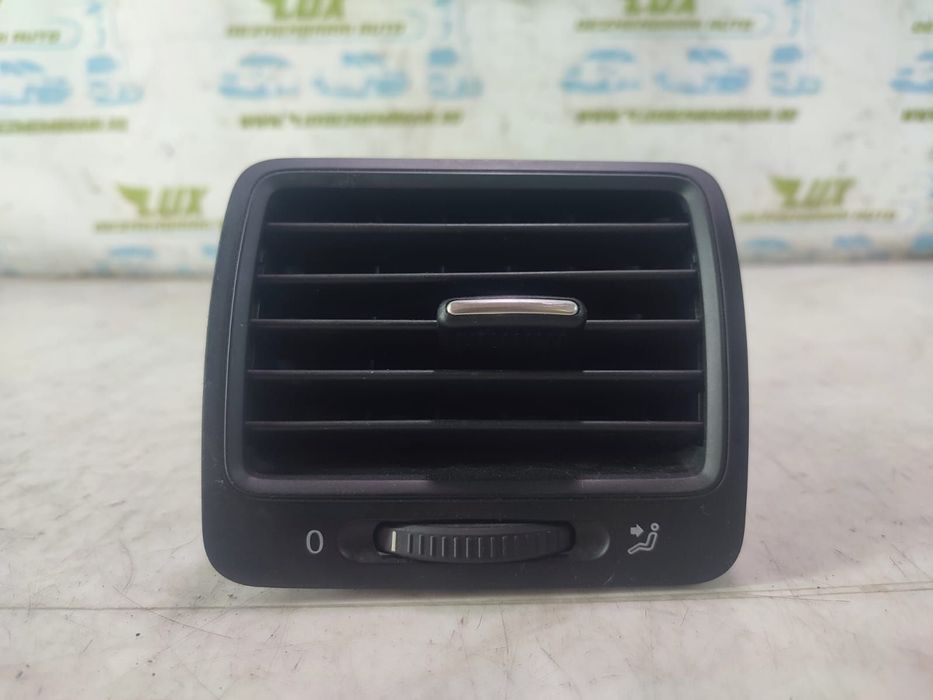 Grila ventilatie bord 1K0819710 Volkswagen VW Golf 5 [2003 - 2009] 1.