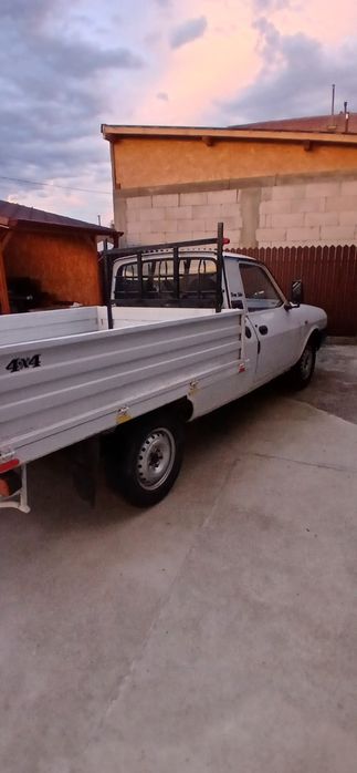 Dacia papuc 4x4 la manetă