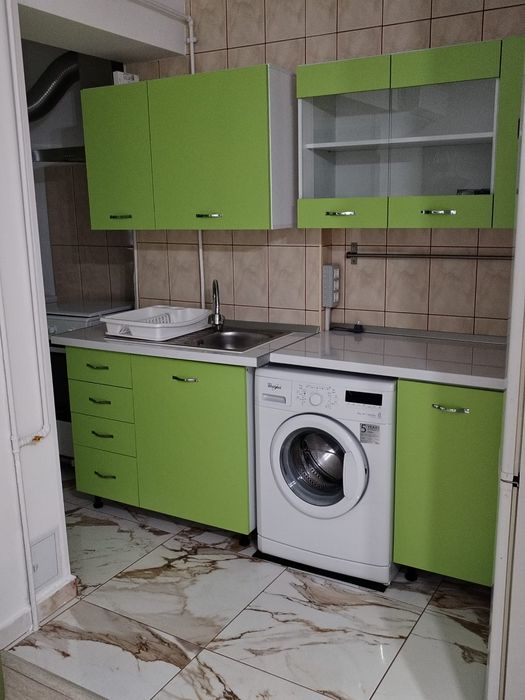 Proprietar inchiriez garsoniera zona Mega Mall.Exclus animale de companie și fumători.ll