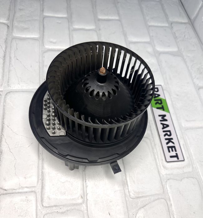 Вентилатор парно AUDI A3 8V 5Q1819021E 5Q0907521C