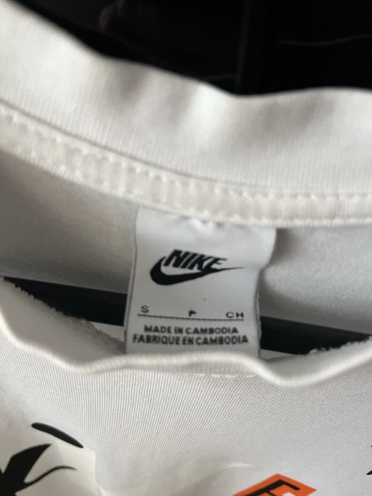 tricou nike aproape nou nout