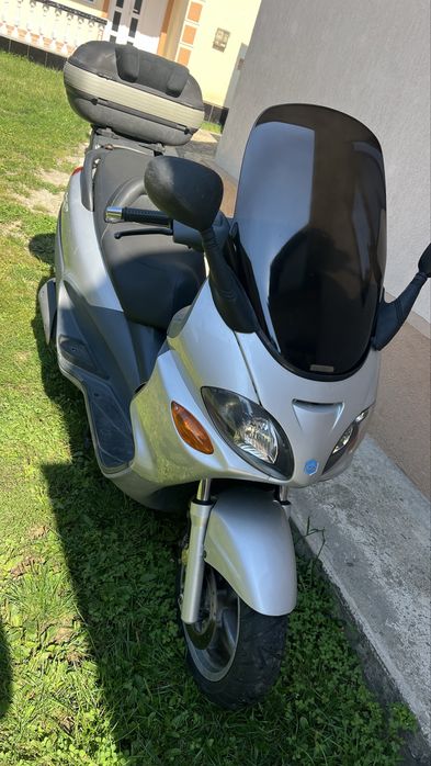Piaggio  X9 , inmatriculat