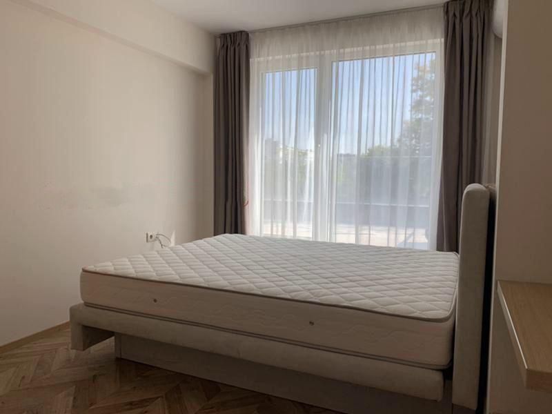 Дава се под наем Двустаен апартамент в София, Лозенец - 71 кв.м за 797.64 € - Снимка #3