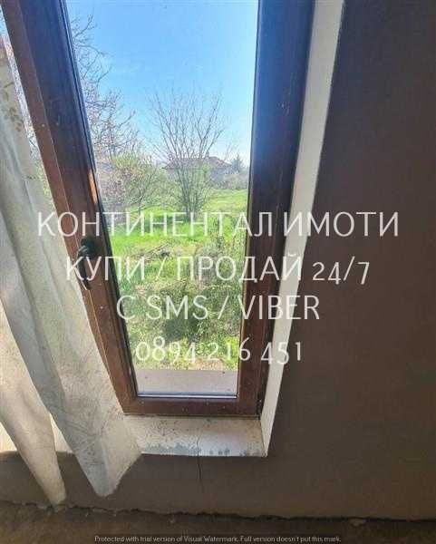 кодк 63193. Едноетажна гредоред къща 55м2 с голям двор 1000м2.