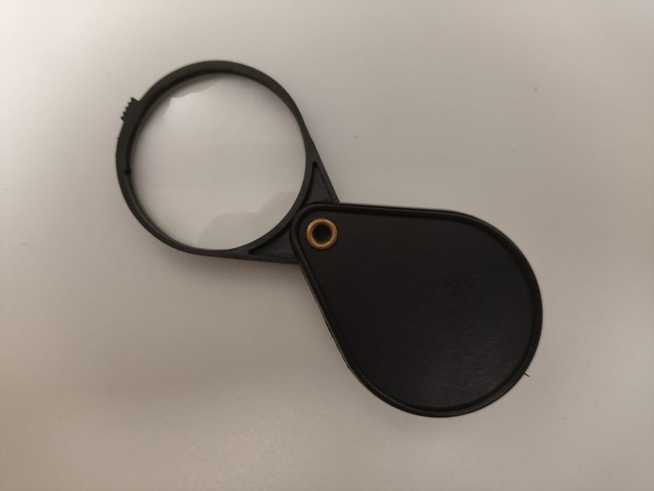 Лупа шестикратного увеличения