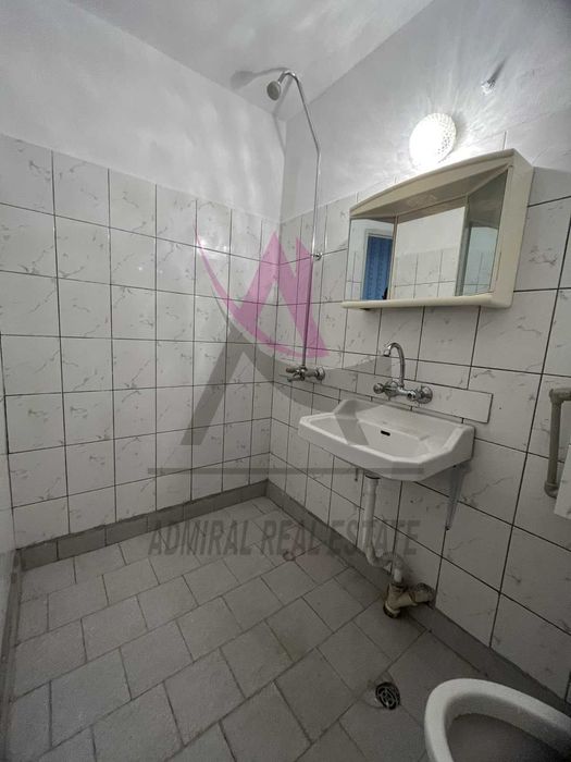 Три отделни стаи - Лятно кино