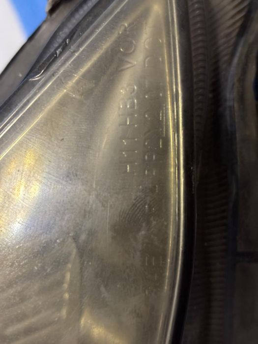 Камри 45  фара 2