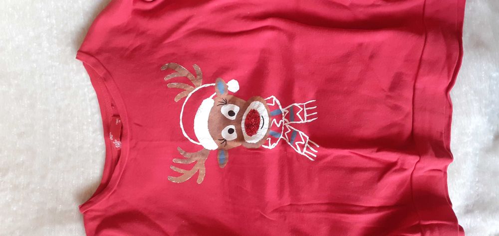 Коледен пуловер на Next,размер 40 и коледен пуловер размер XS