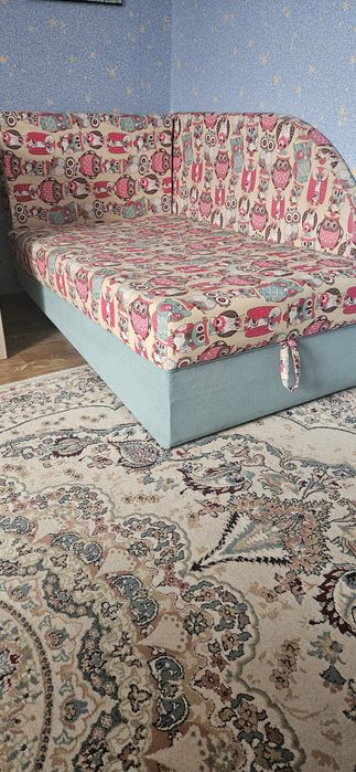 Продам детский диван