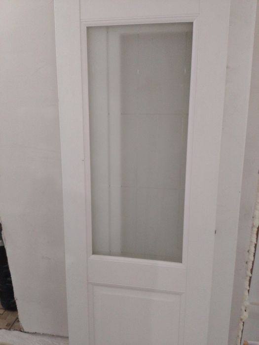 Продам 2 дверя внутрення