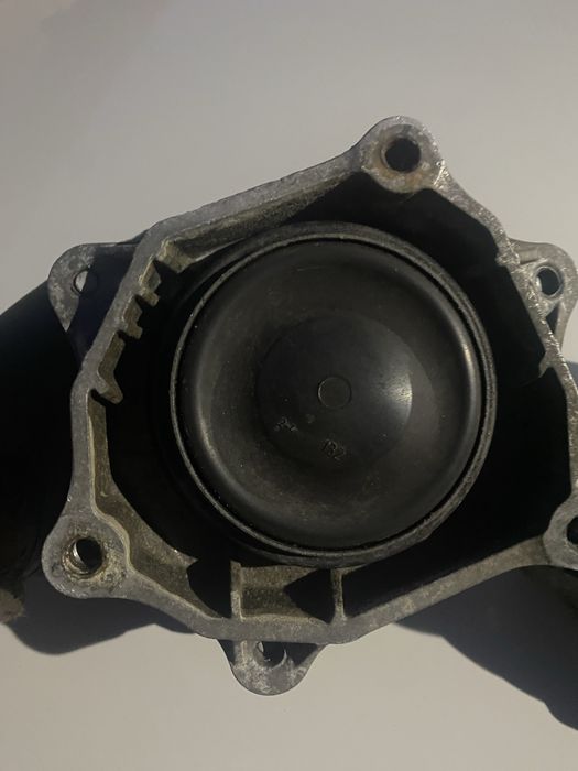 Tampoane motor bmw F30,31 f36