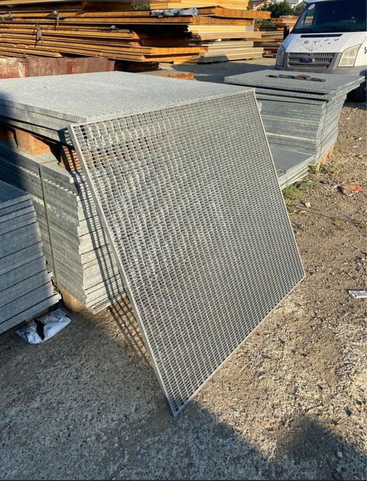 Gratare zincate galvanizate