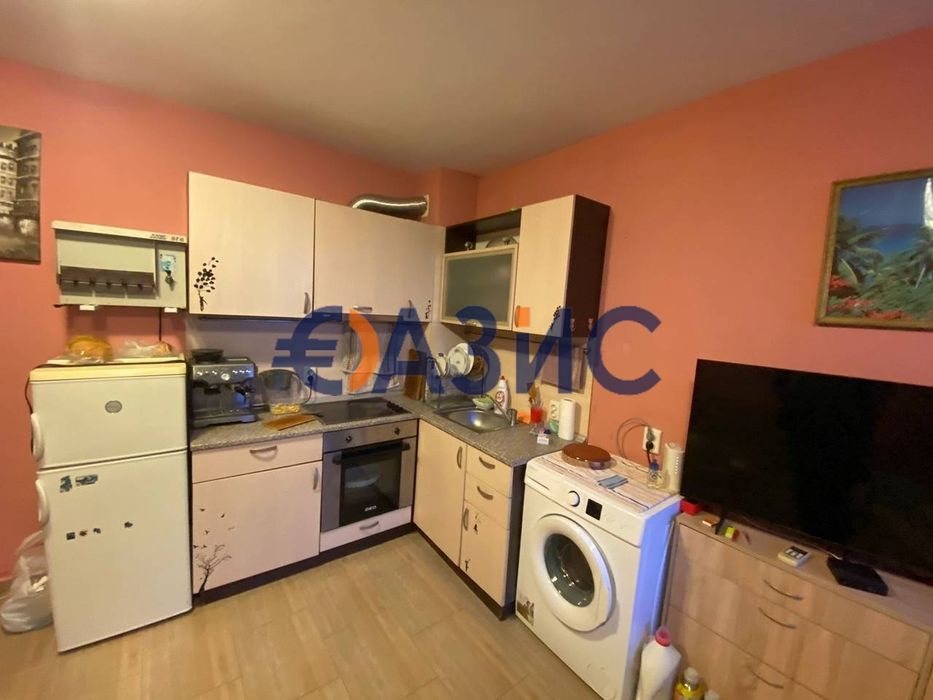 Продава се Тристаен апартамент в с. Кошарица, Област Бургас - 98 кв.м за 635 €/кв.м - Снимка #7
