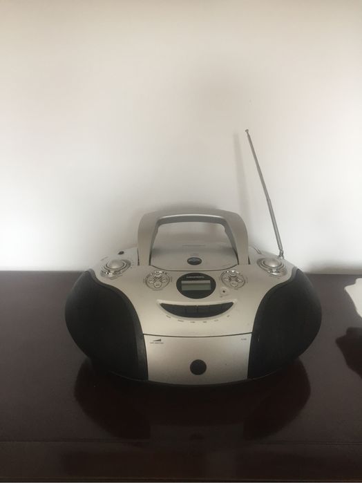 Radiocasetofon si CD player Grundig