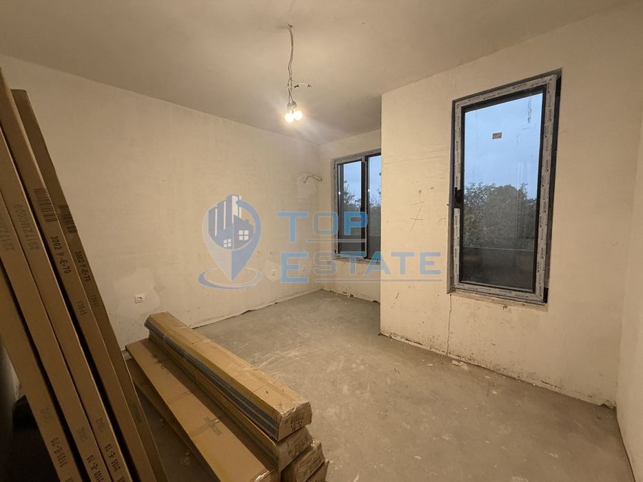 Продава се Тристаен апартамент в Велико Търново, Зона Б - 93 кв.м за 1882 €/кв.м - Снимка #6