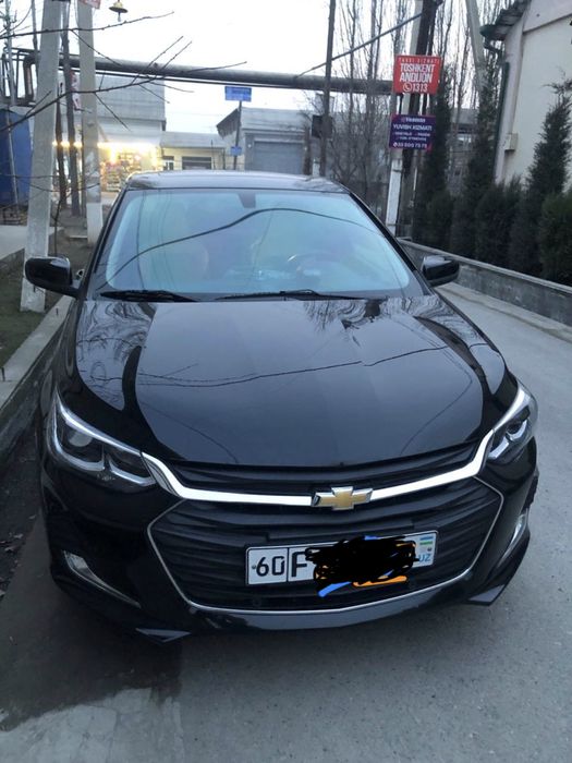 Onix premier 6+ sotiladi! 165 mln