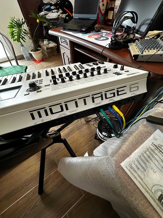 Yamaha Montage in stare foarte buna..