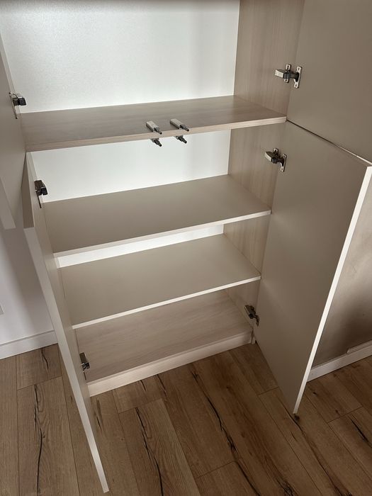 corp depozitare dulap