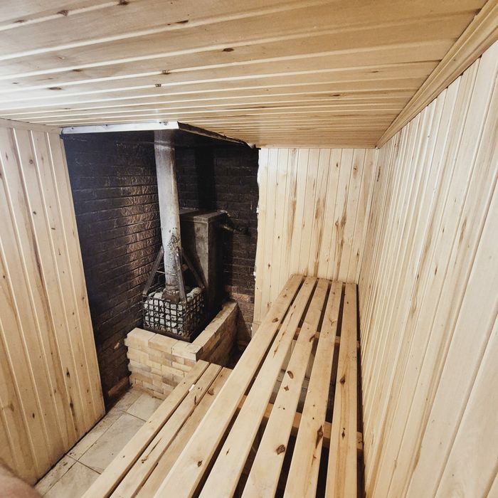 Баня уютная, чистая