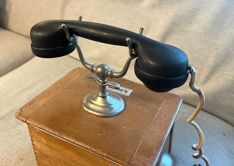 Telefon vechi manual lemn H Fahrni Germania colectie functional