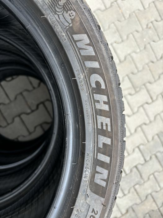 Зимни гуми Michelin за BMW M5 M8 F90 265/40/19 и 285/40/19