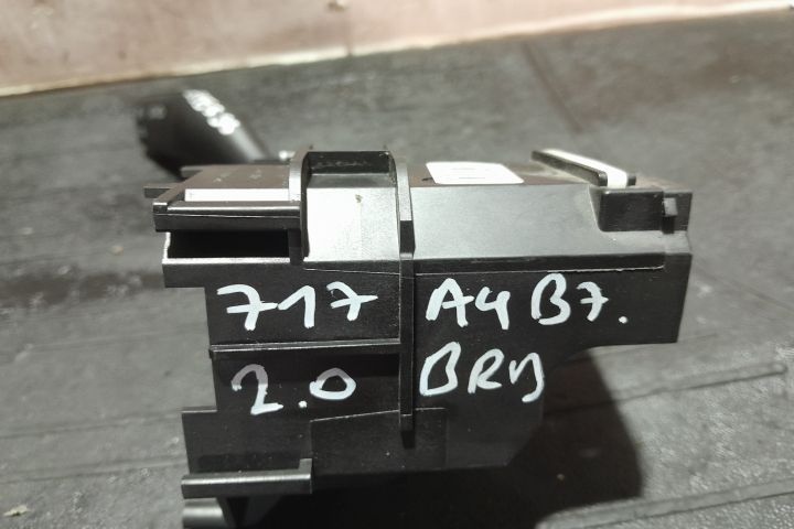 Maneta semnalizare cu tempomat 4E0953513E 4E0953513E Audi A4 B7