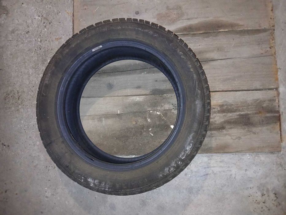 Vând cauciucuri de iarna logan3 195/55/16