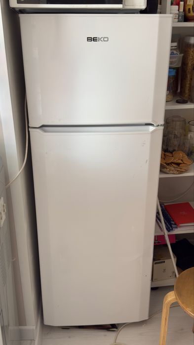 Продам холодильник Beko