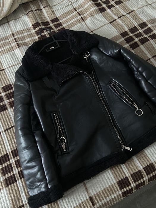 Продам демисезонную дубленку