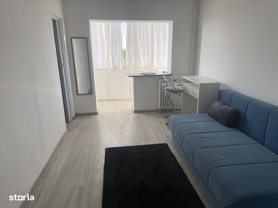 Garsoniera confort 1, etaj 3, Confectii, 37 mp, renovata, mobilata — fotografia 1