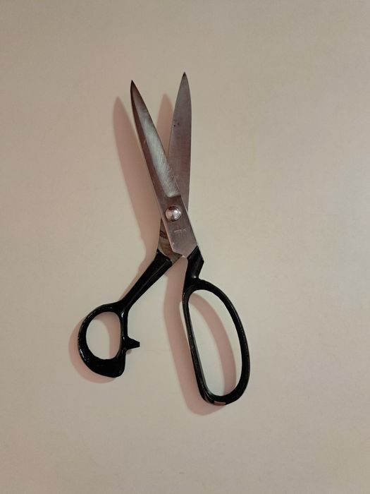 Стара шивашка ножица made in Korea