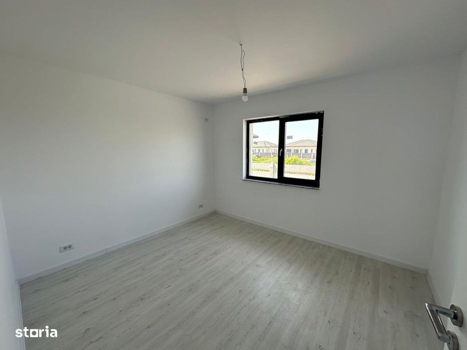 Casa in Clinceni cu incalzire in pardoseala, placa de beton si tripan