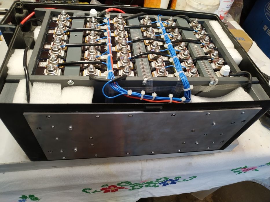 Електрически скутер / колело/велосипед с подобрена  72V 32Ah  LiFePO4