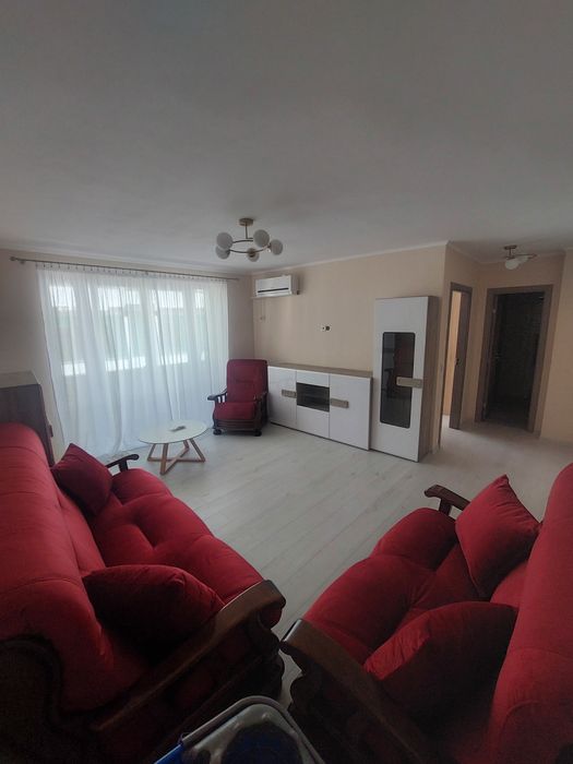 Chirie apartament .
