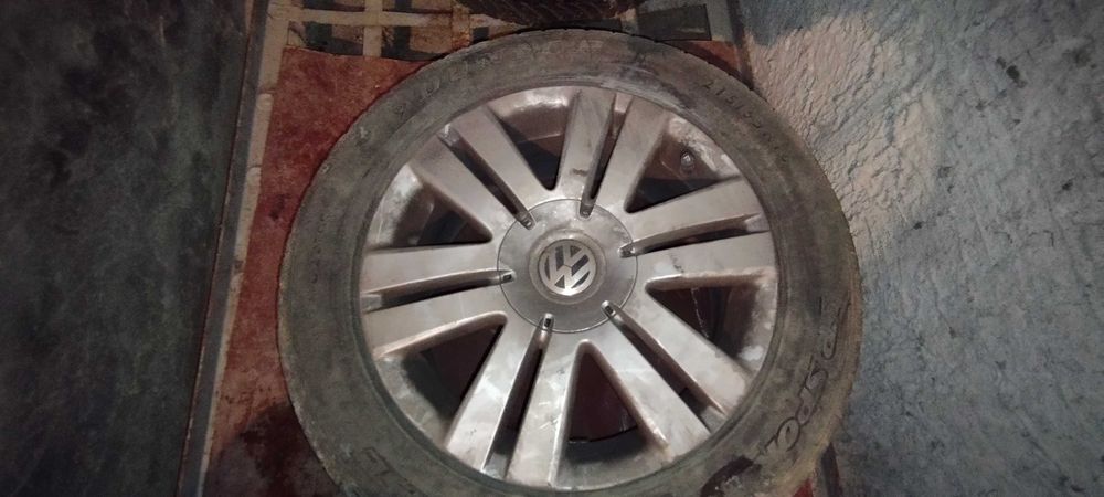 Vand jante originale Passat cu anvelope vară