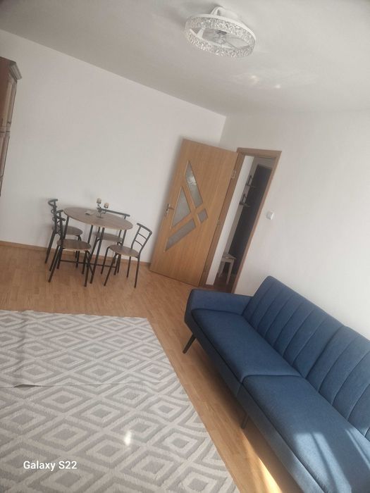 Închiriez apartament cu 3 camere in Bistrița