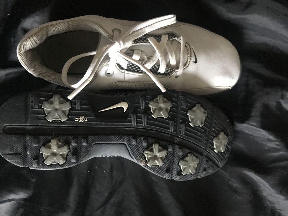 Кроссовки для гольфа