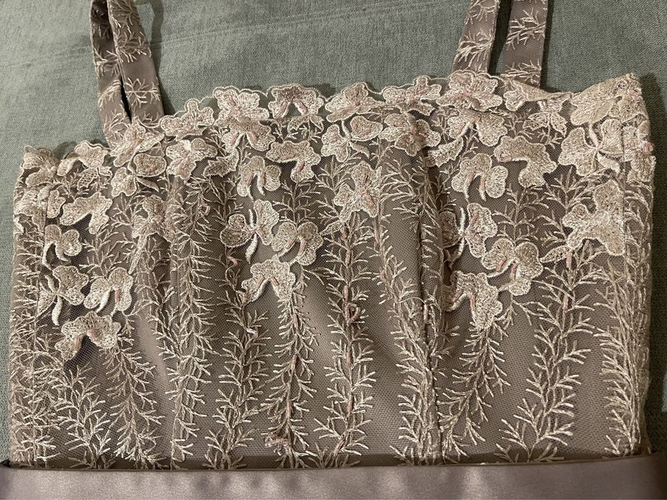 Платье вечернее с корсетом