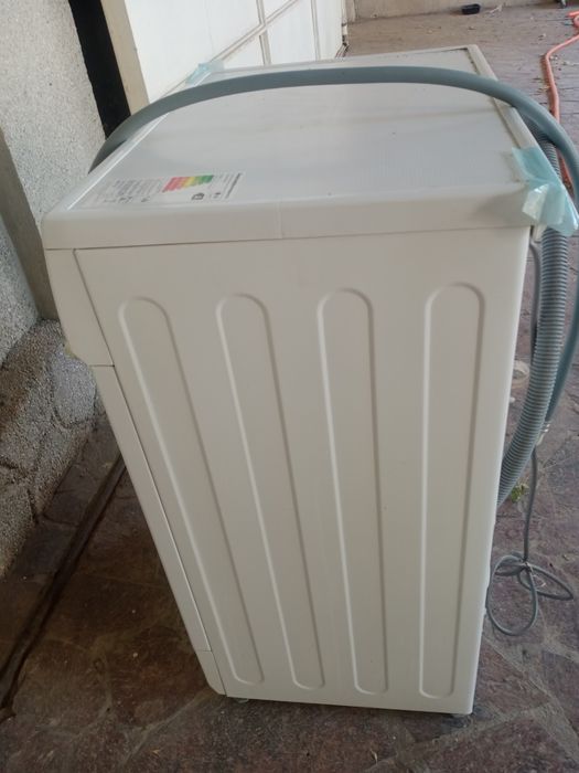 Продаётся стиральная машина 7кг LG