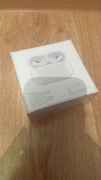 Наушник эйрподс pro 1