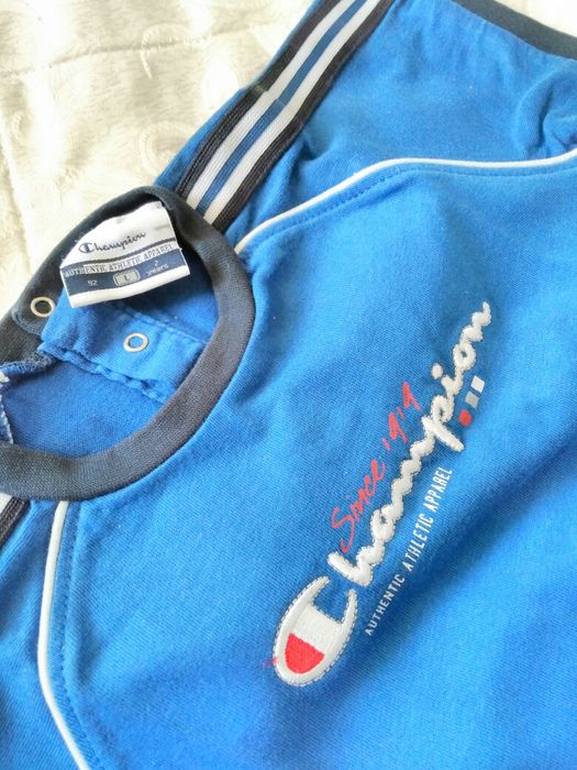 Tricou frumos "Champion" - maneca scurta