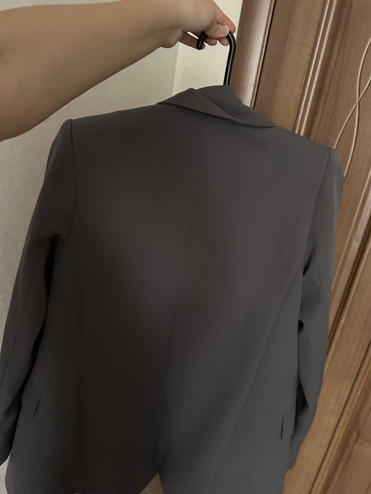 Платье и пиджак