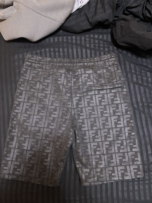 Pantaloni Scurti Fendi