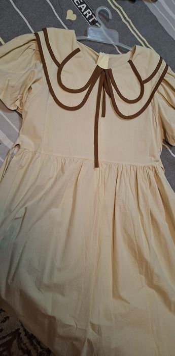 Продаётся платье для девочек на 8-9 лет