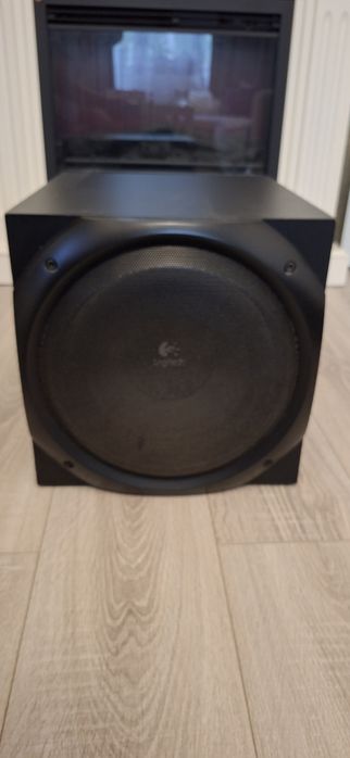 Vand subwoofer Logitech Z5500