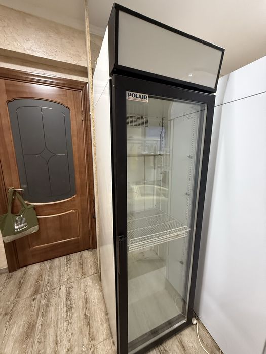 Холодильный шкаф Polair